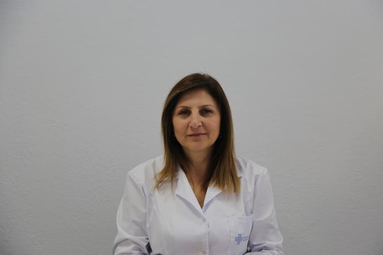 Մխիթարյան Արմինե